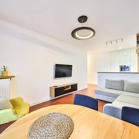 Kasprzaka 29c I Trzy I Garaz I By Perfect 218 Varsavia