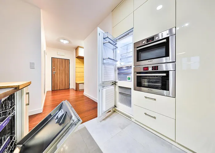 Kasprzaka 29c I Trzy I Garaz I By Perfect 218