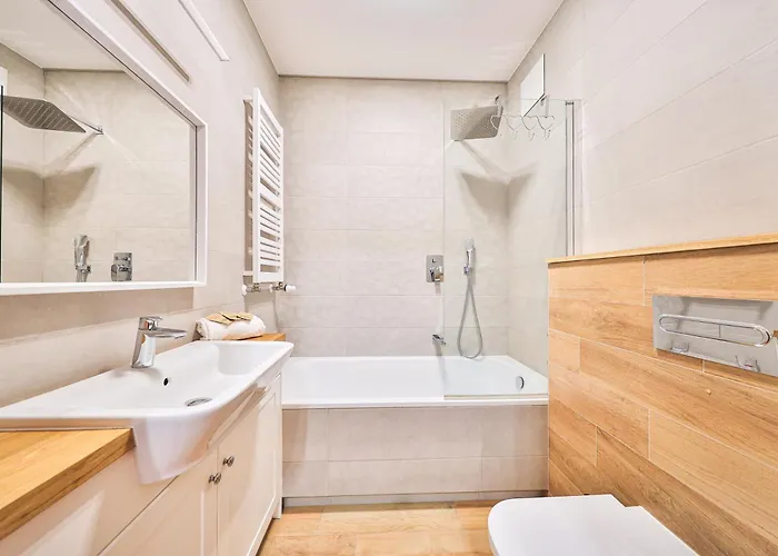 Apartman Kasprzaka 29c I Trzy I Garaz I By Perfect 218